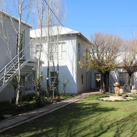 Indigo Moon Guesthouse Lichtenburg Екстер'єр фото