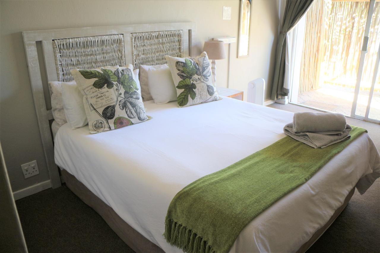 Indigo Moon Guesthouse Lichtenburg Екстер'єр фото